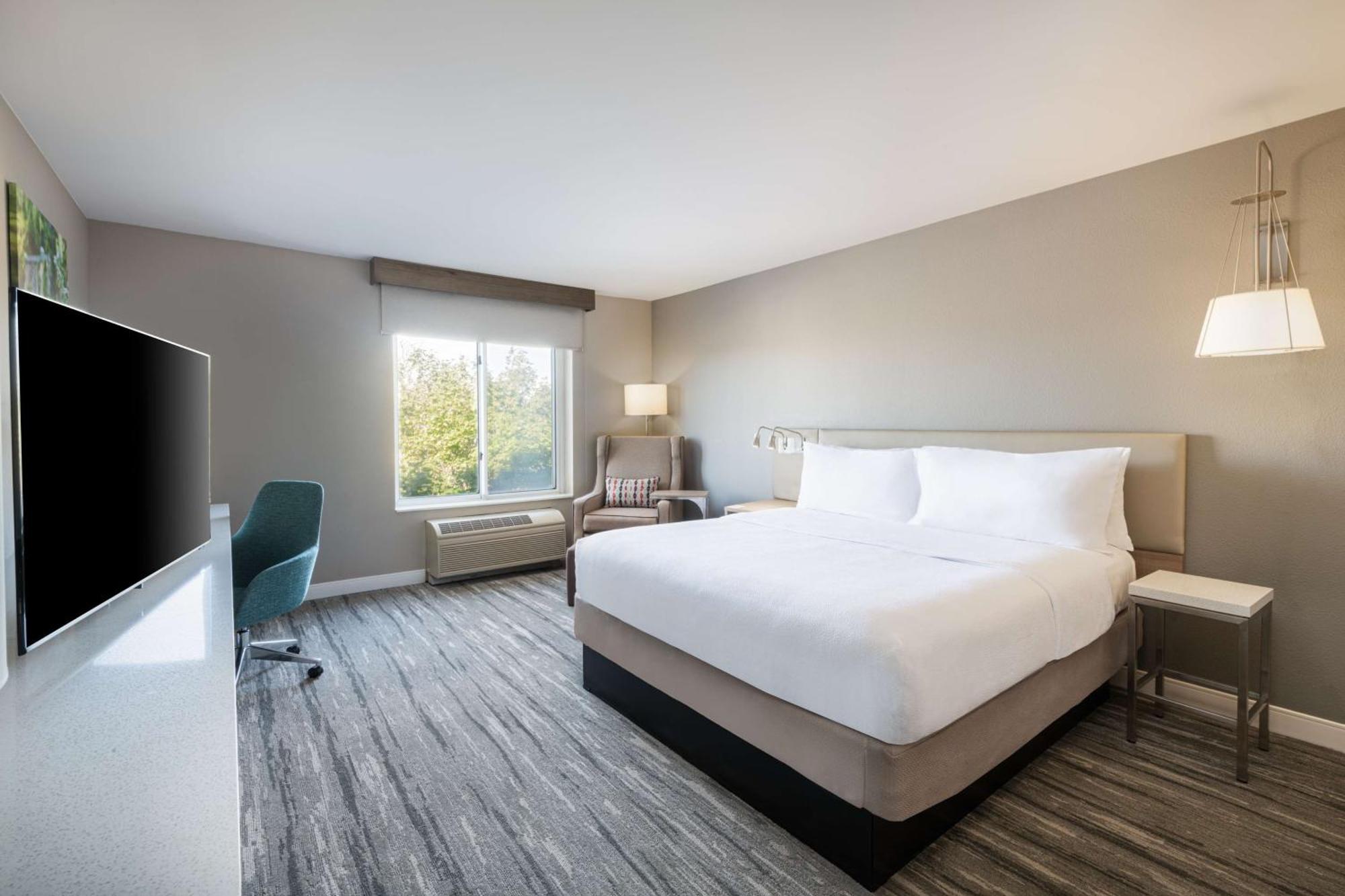 Hilton Garden Inn Сент-Чарльз Экстерьер фото